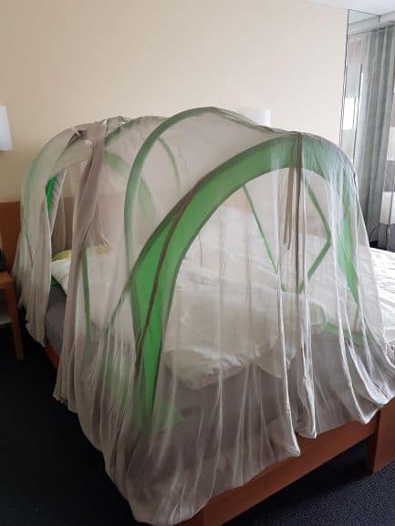 Abschirm-Reise-Baldachin Einzelbett "SILVER-TULLE" (50dB) – Bild 6